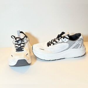 Men's White and Black Athletic Shoes size 10.5